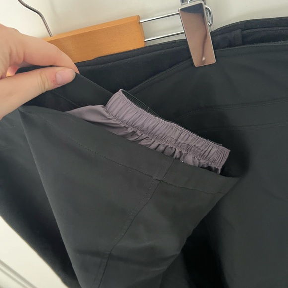 Lululemon Black Mountain Pants - Picture 6 of 8